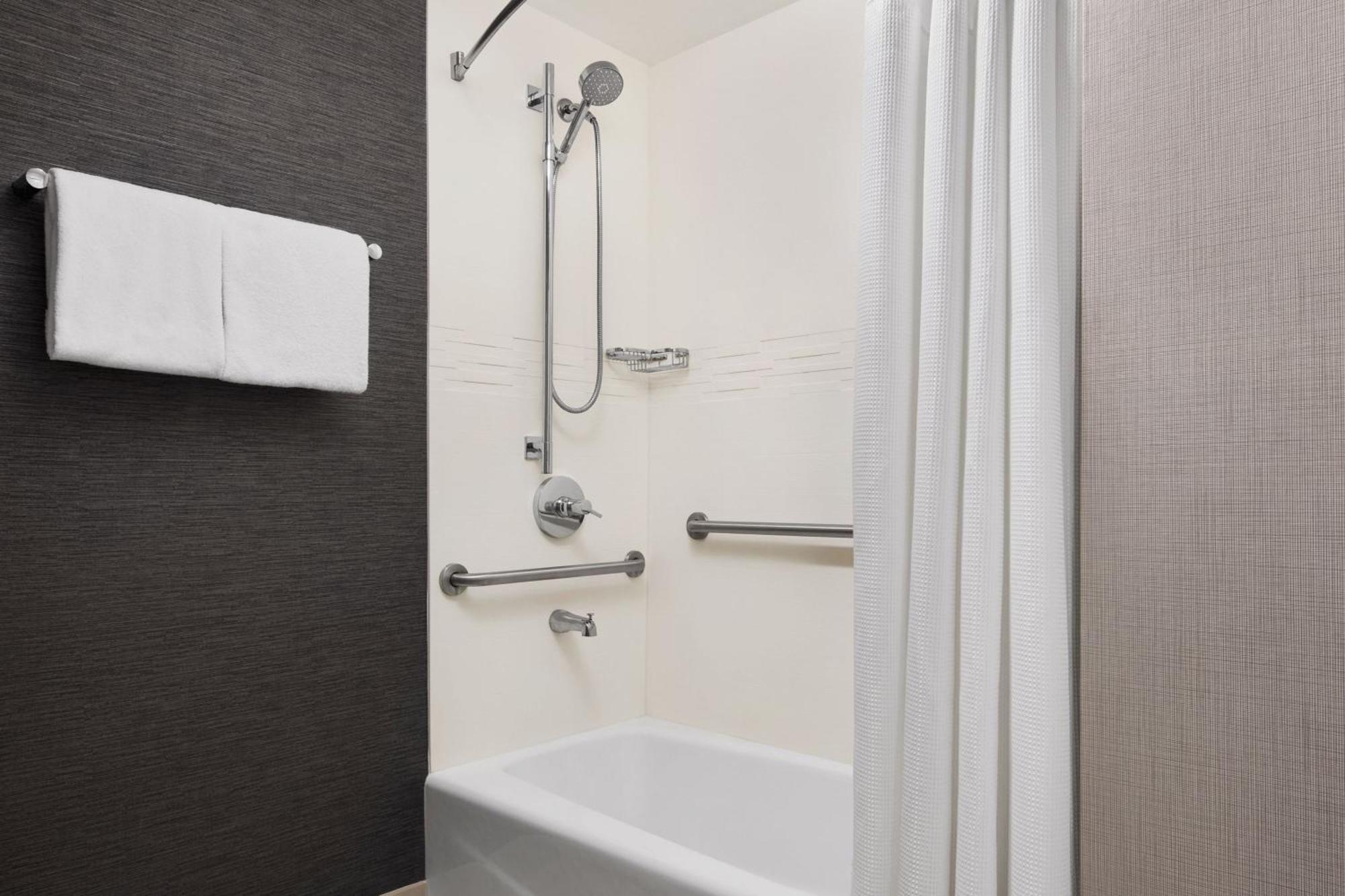 Residence Inn By Marriott Philadelphia Langhorne Exteriör bild